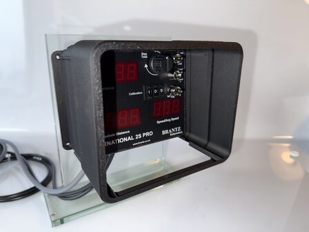 International Retractable Sun Visor 