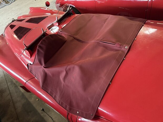 XK120 OTS, Jaguar tonneaucover
